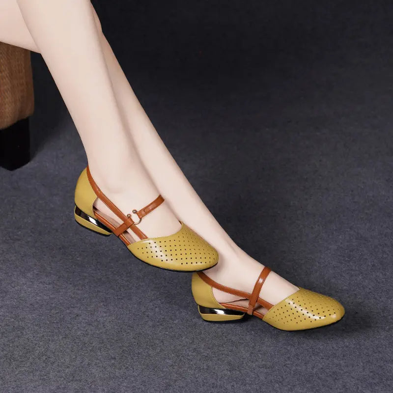 👡🎊Women's Closed-Toe Low Heel Sandals with Soft Sole🎊